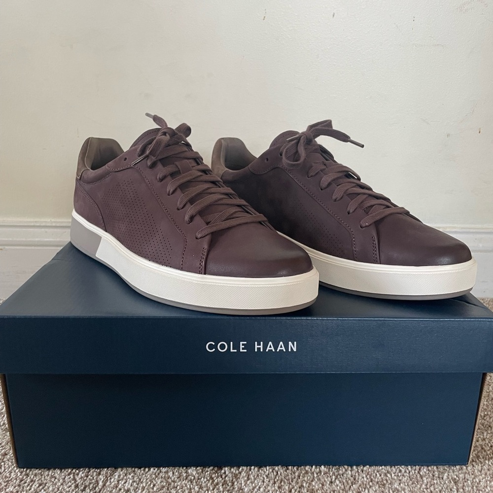 Cole Haan Mens GrandPro Angleace Lace-to-Toe Sneaker 11 Madeira Nubuck Brown